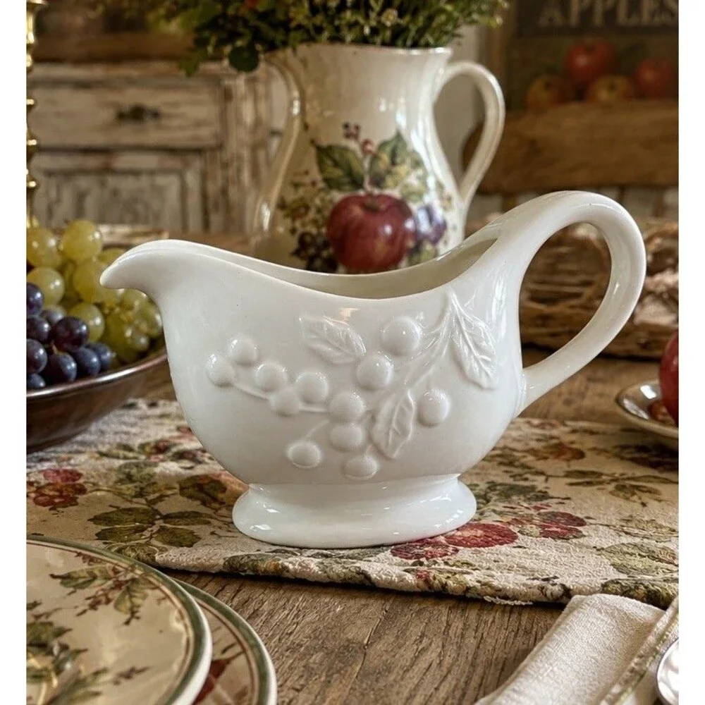 Better Homes Gardens Heritage White Fruit Berry Gravy Boat Farmhouse Dine Decor